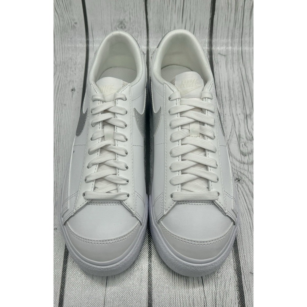 Size 7 - Nike Women's Blazer Low Platform White Metallic Silver DQ7571 101 - Picture 6 of 8